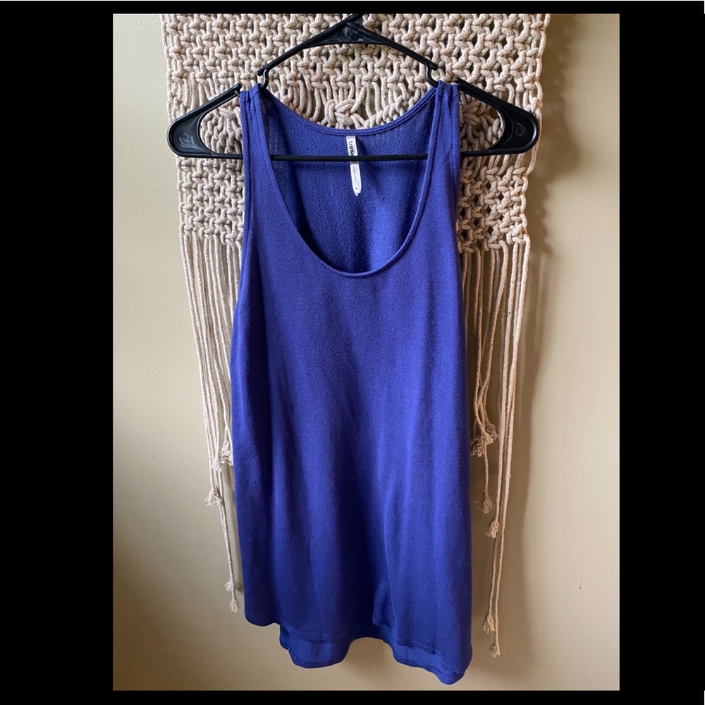 Deep blue long tank